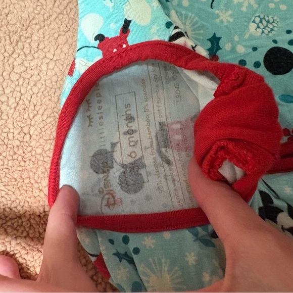 Little Sleepies Disney Mickey Mouse Winter Wonderland - Picture 3 of 3